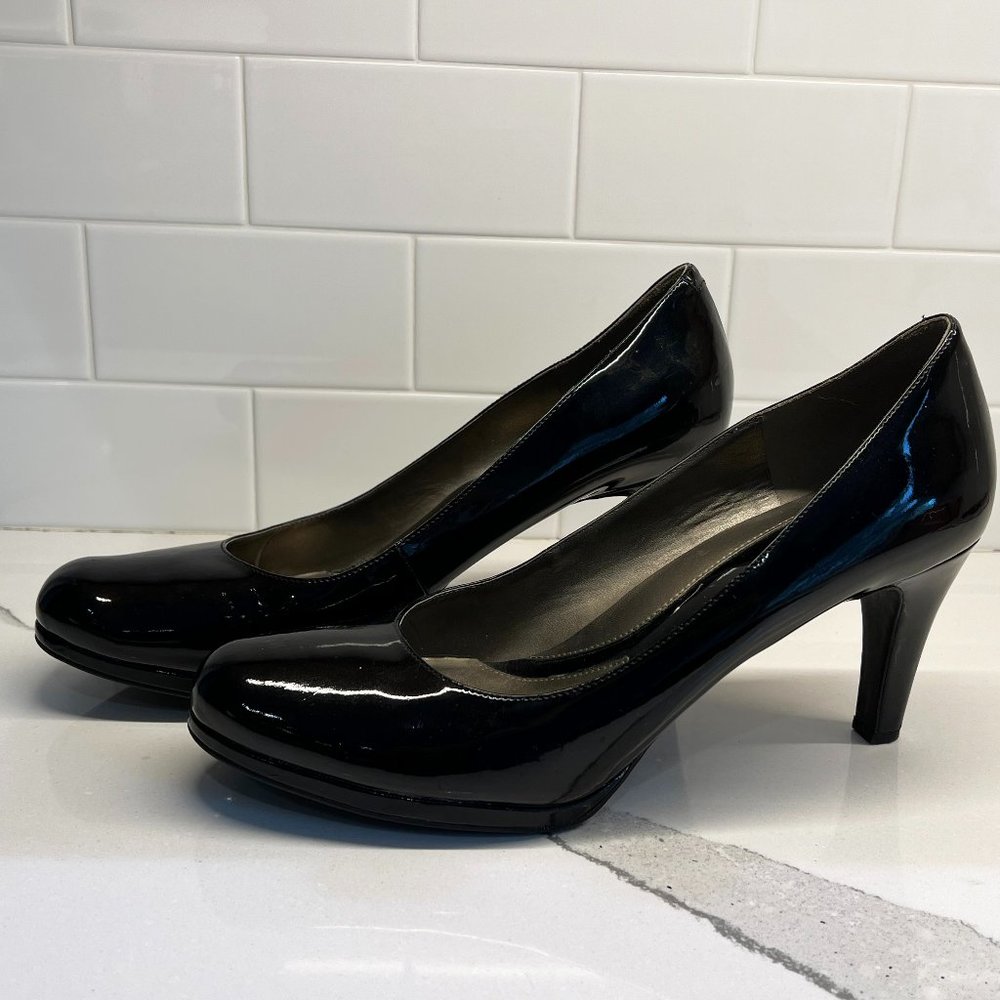 Naturalizer Lennox Pump 12M